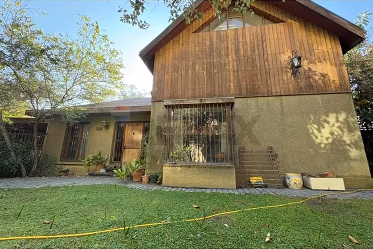 Casa en 5d3b las condes, gran terreno!