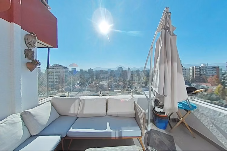 Hogar de ensueño en las condes: elegancia urbana