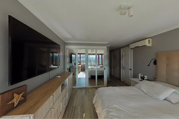 Hogar de ensueño en las condes: elegancia urbana