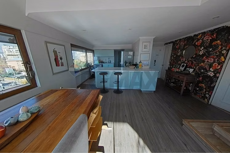 Hogar de ensueño en las condes: elegancia urbana