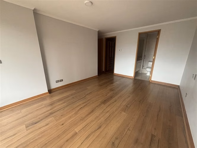 DEPARTAMENTO Noruega con Upsala