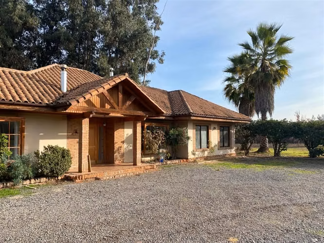 CASA 180 m2 construidos en 3200 de terreno, 3D 3B estar