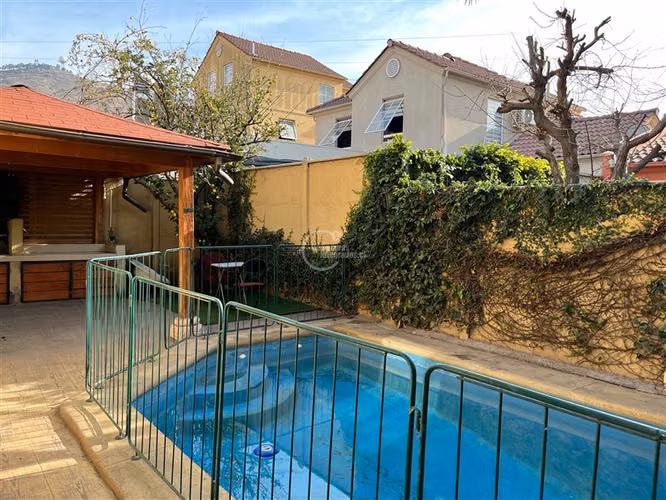 Casa en venta de 3 dorm. en Quilicura