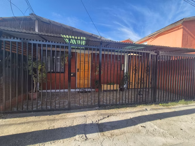 APasos del Metro El Pino y Maestranza