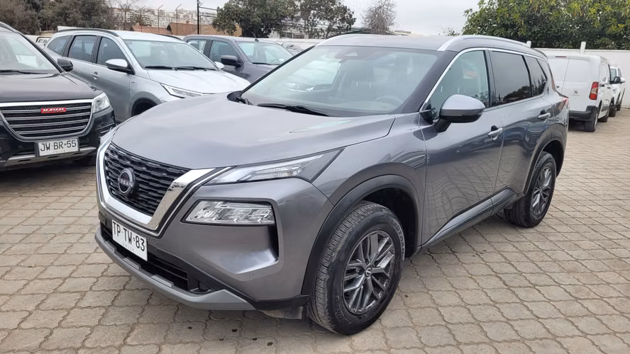 NissanXTRAIL 4X2 7P CVT 2.5 FULL AUT. 2.5 • 4x2 • Automática • 2024 - Imagen 3