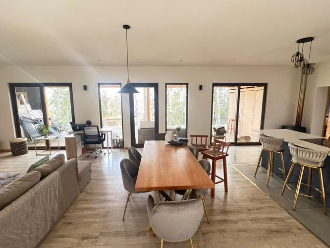 Moderna Casa/Bosque Nativo/Condominio Cerrado