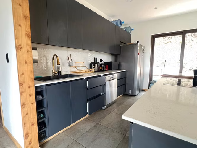 Moderna Casa/Bosque Nativo/Condominio Cerrado