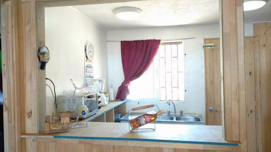 ARRIENDO CASA EN EL QUISCO, 3 DORMITORIOS,  2 BAÑOS