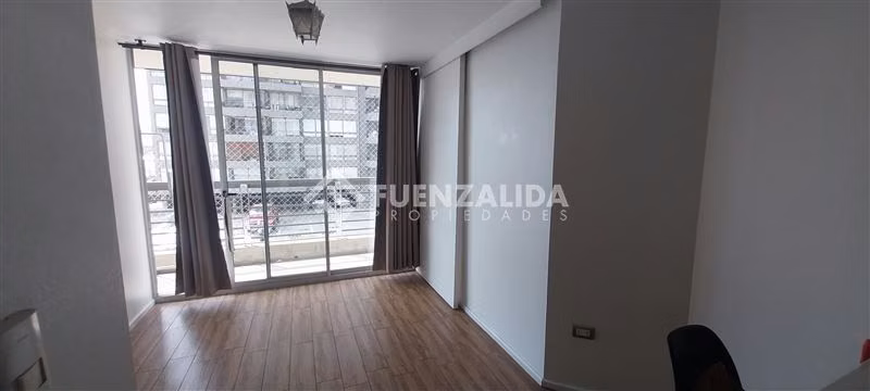Departamento en venta de 2 dorm. 2 B,en Ñuñoa. Como nuevo.