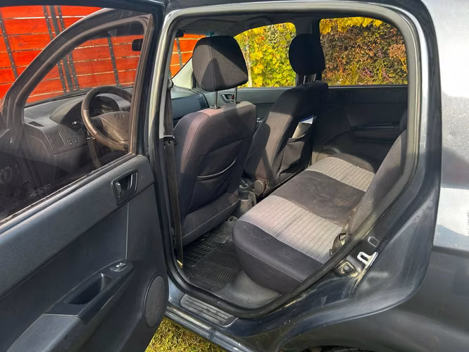 HYUNDAI GETZ 2010 BUEN ESTADO