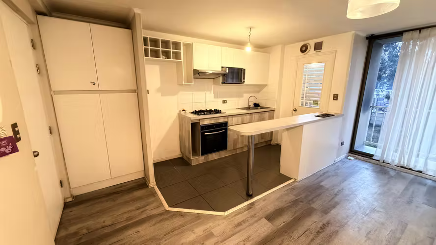 Arriendo 3D+2B+estacionamiento ,Aire Acondicionado orientación soliado piso 3