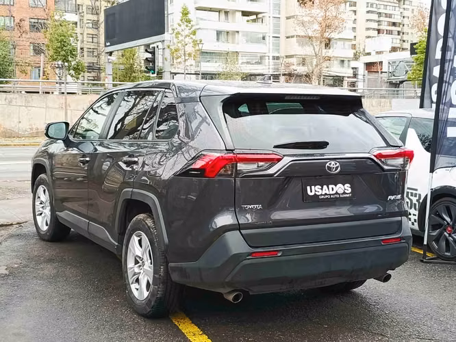 TOYOTA RAV4 2021