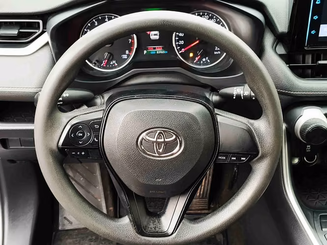 TOYOTA RAV4 2021