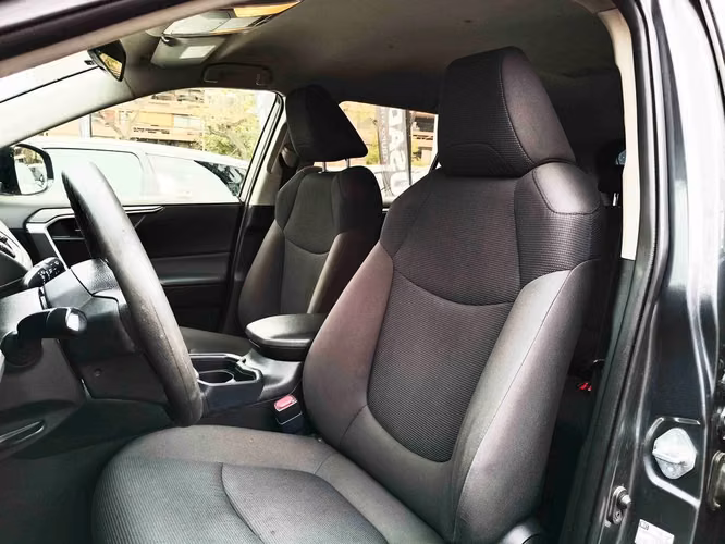 TOYOTA RAV4 2021