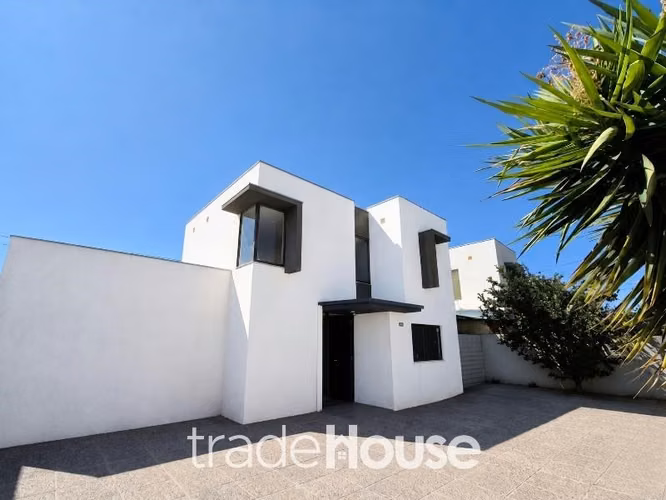 Casa en venta de 3 dorm. en Tiltil