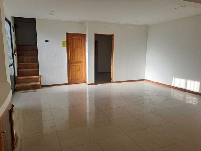 En Arriendo Oficina con Excelente Ubicación (175566)