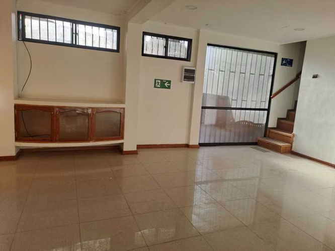 En Arriendo Oficina con Excelente Ubicación (175566)