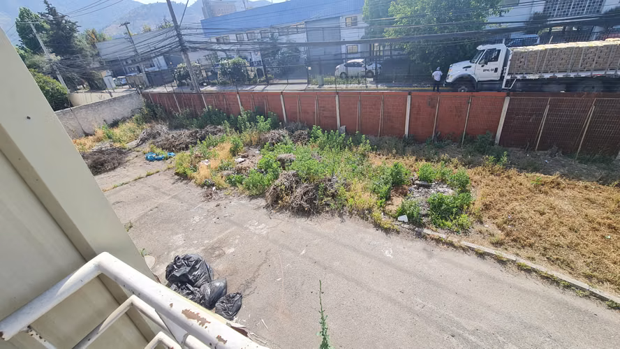 CERCA DE CUIDAD EMPRESARIAL, HUECHURABA: PROPIEDAD INDUSTRIAL 3.000 M2 CON INSTALACIONES - Imagen 5