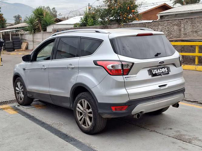 FORD ESCAPE 2017