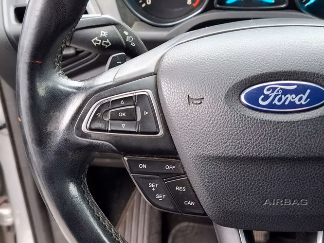 FORD ESCAPE 2017