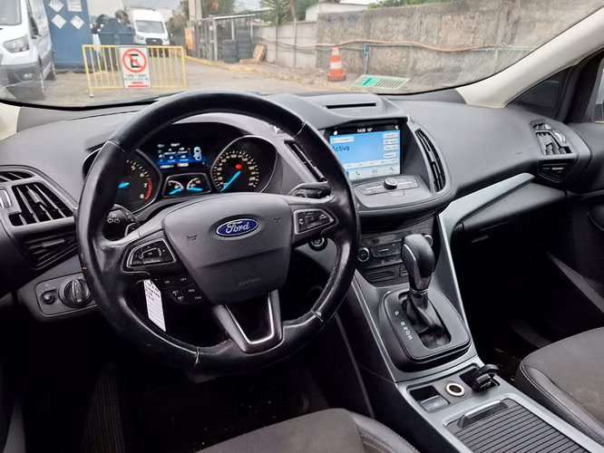 FORD ESCAPE 2017