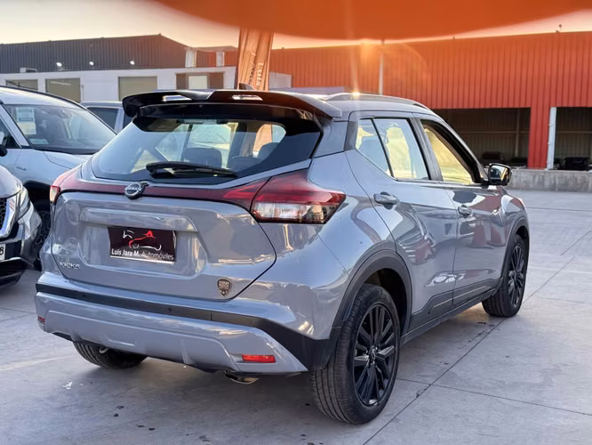 NISSAN KICKS ROCK EDITION AUTOMATICO