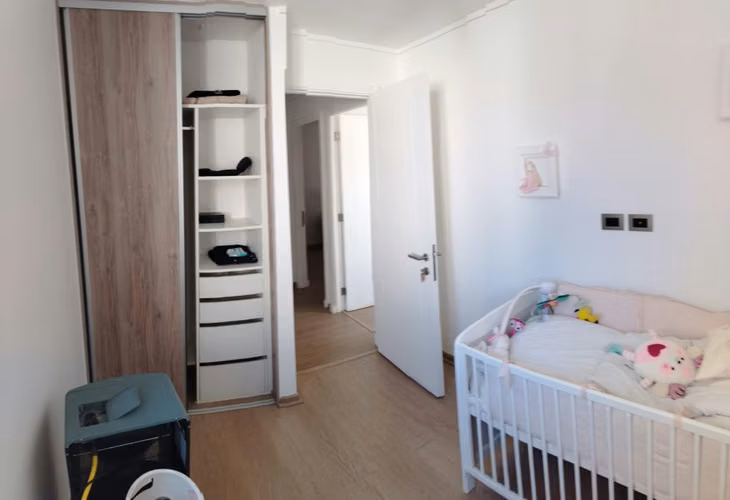 VENTA 10.200 UF CASA 5D 3B 2EST EN REÑACA