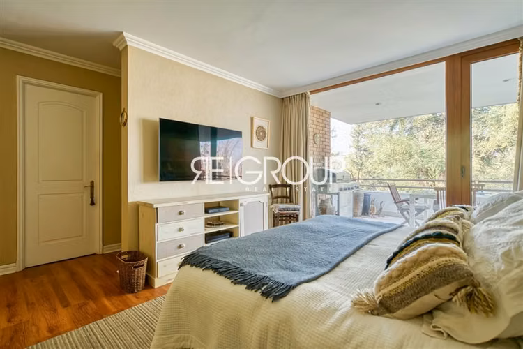 Departamento en venta de 4 dorm. en Lo Barnechea