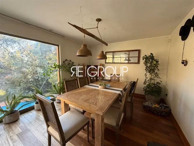 Casa en arriendo de 5 dorm. en Lo Barnechea