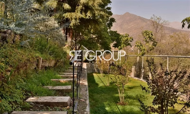 Impecable casa 4D en Condominio en El Arrayan