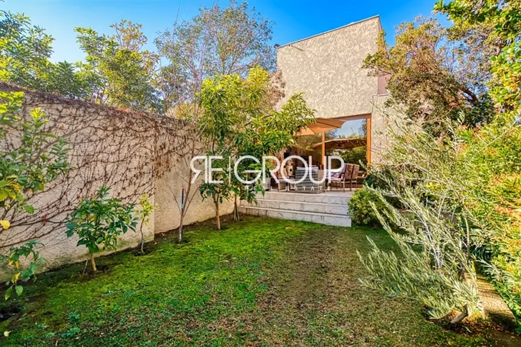 Casa en arriendo de 6 dorm. en Lo Barnechea