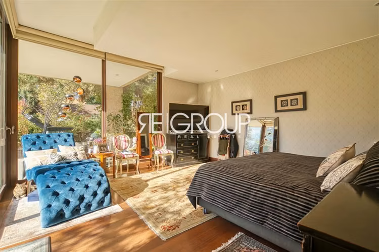 Casa en arriendo de 6 dorm. en Lo Barnechea