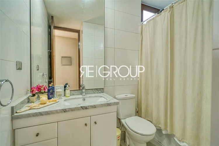 Casa en arriendo de 6 dorm. en Lo Barnechea