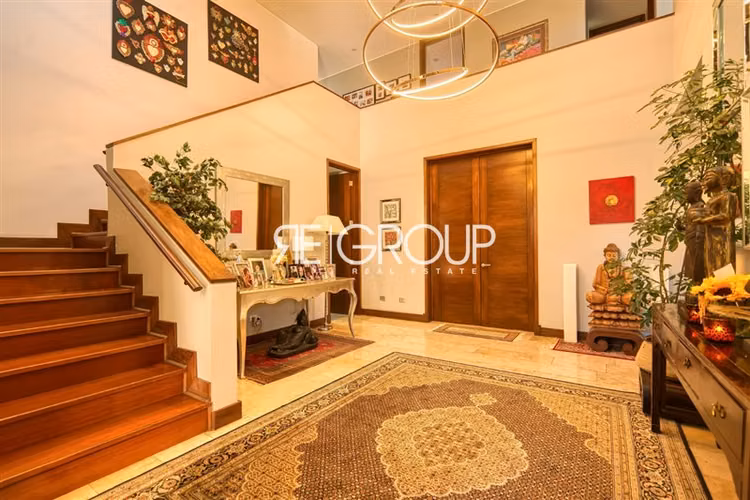 Casa en arriendo de 6 dorm. en Lo Barnechea