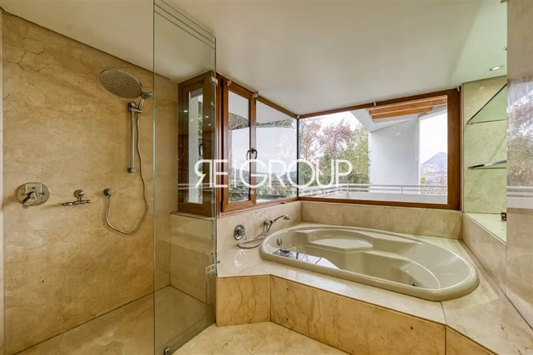 Imponente casa en arriendo, ideal embajada, Lo Barnechea