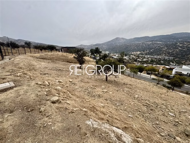 Sitio con gran vista en exclusivo condominio Fundo La Dehesa - Imagen 3