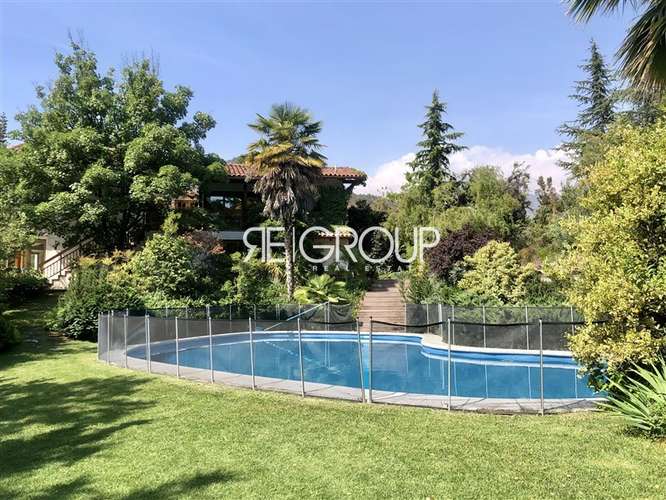 Casa 6D en condominio en El Arrayan, jardín plano - Imagen 3