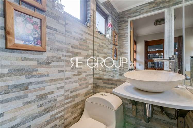 Casa en venta de 4 dorm. en Lo Barnechea - Imagen 9
