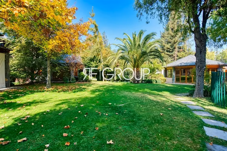 Espectacular casa en venta de 7 dormitorios Lo Barnechea
