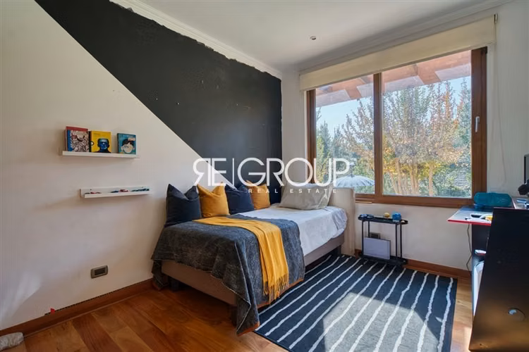 Casa Mediterránea en venta de 5 dorm. en Lo Barnechea