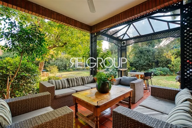 Casa inglesa en venta de 6 dorm. en Lo Barnechea