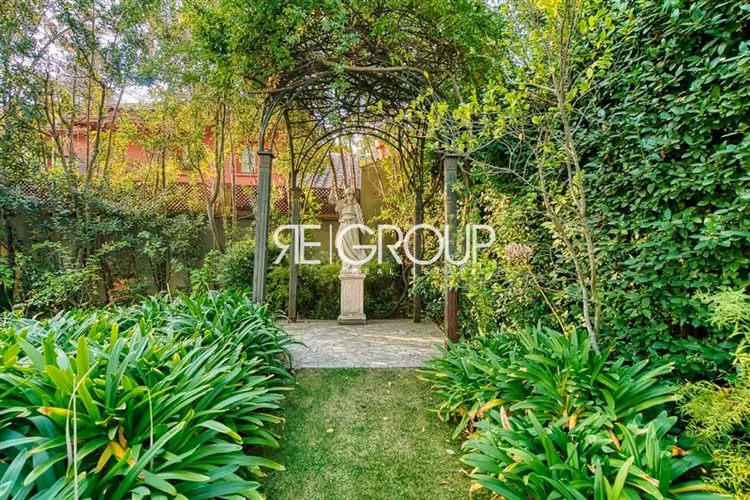 Casa de estilo en venta de 6 dorm. en Lo Barnechea - Imagen 17
