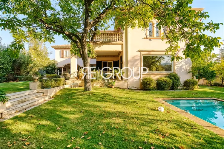 Casa de estilo en venta de 6 dorm. en Lo Barnechea - Imagen 13