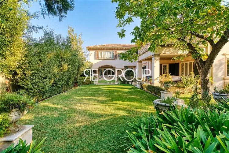 Casa de estilo en venta de 6 dorm. en Lo Barnechea - Imagen 15