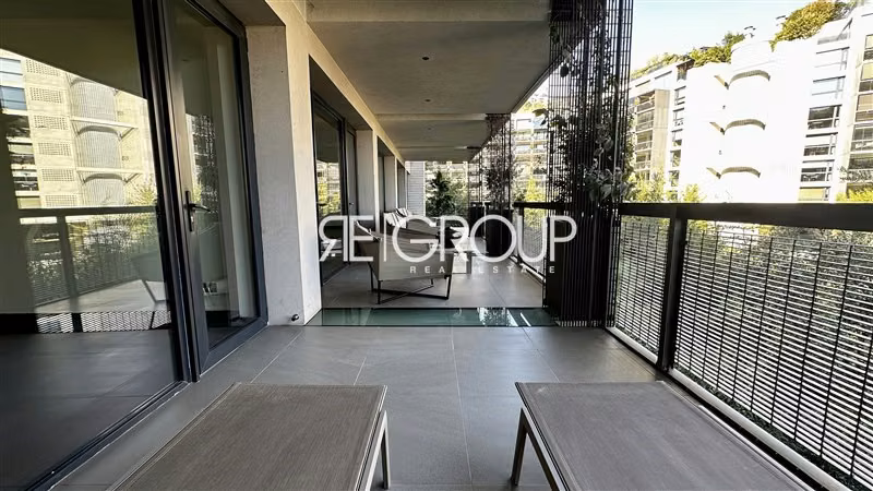 Departamento en venta de 3 dorm. en suite Vitacura/Lo Curro