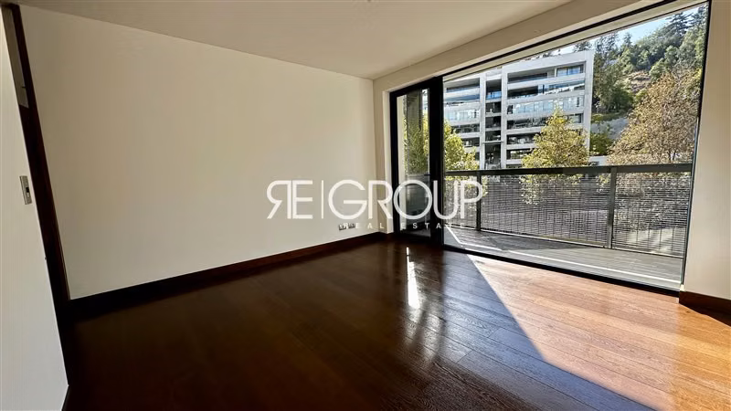 Departamento en venta de 3 dorm. en suite Vitacura/Lo Curro