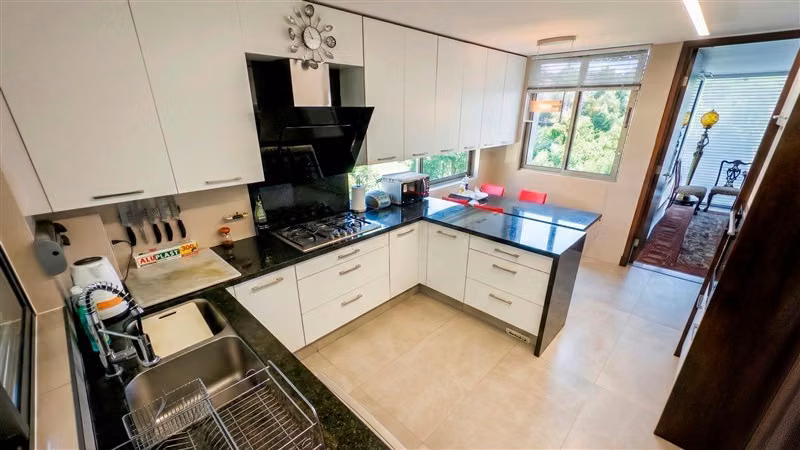 Departamento en venta de 3 dorm. en Lo Barnechea
