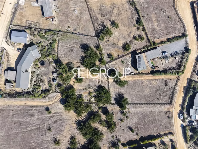 Sitio en Pichilemu con vista al mar en condomio exclusivo
