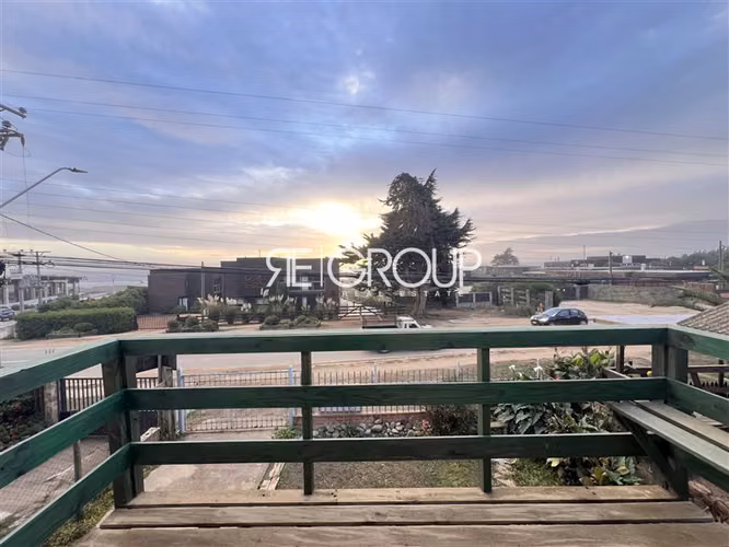 Pichilemu, casa en venta, desarrollo comercial