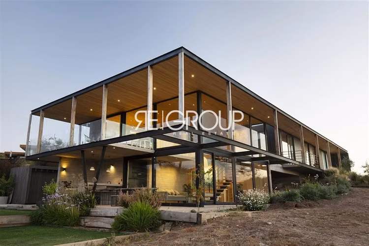 Pichilemu, Casa en Venta Punta de Lobos, 5 Dormitorios